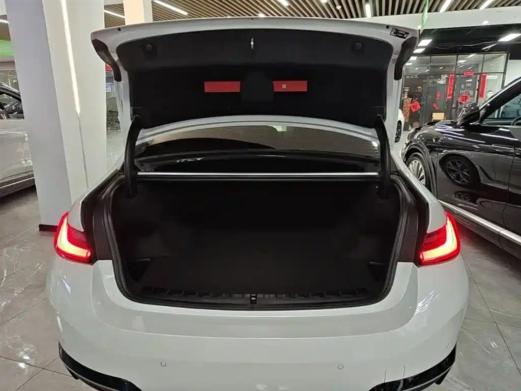 BMW i3 2024 eDrive 35L — миниатюра 19