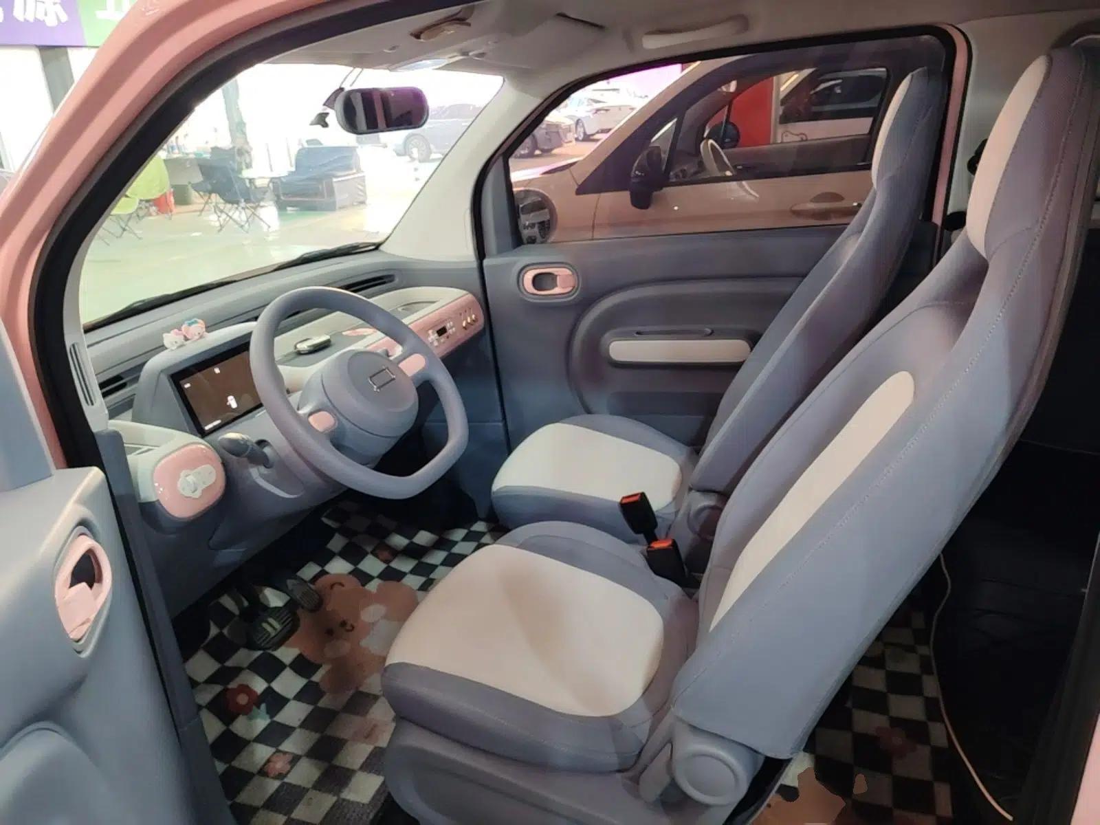 Bestune Pony 2024 170km Range Energizing Horse — миниатюра 18