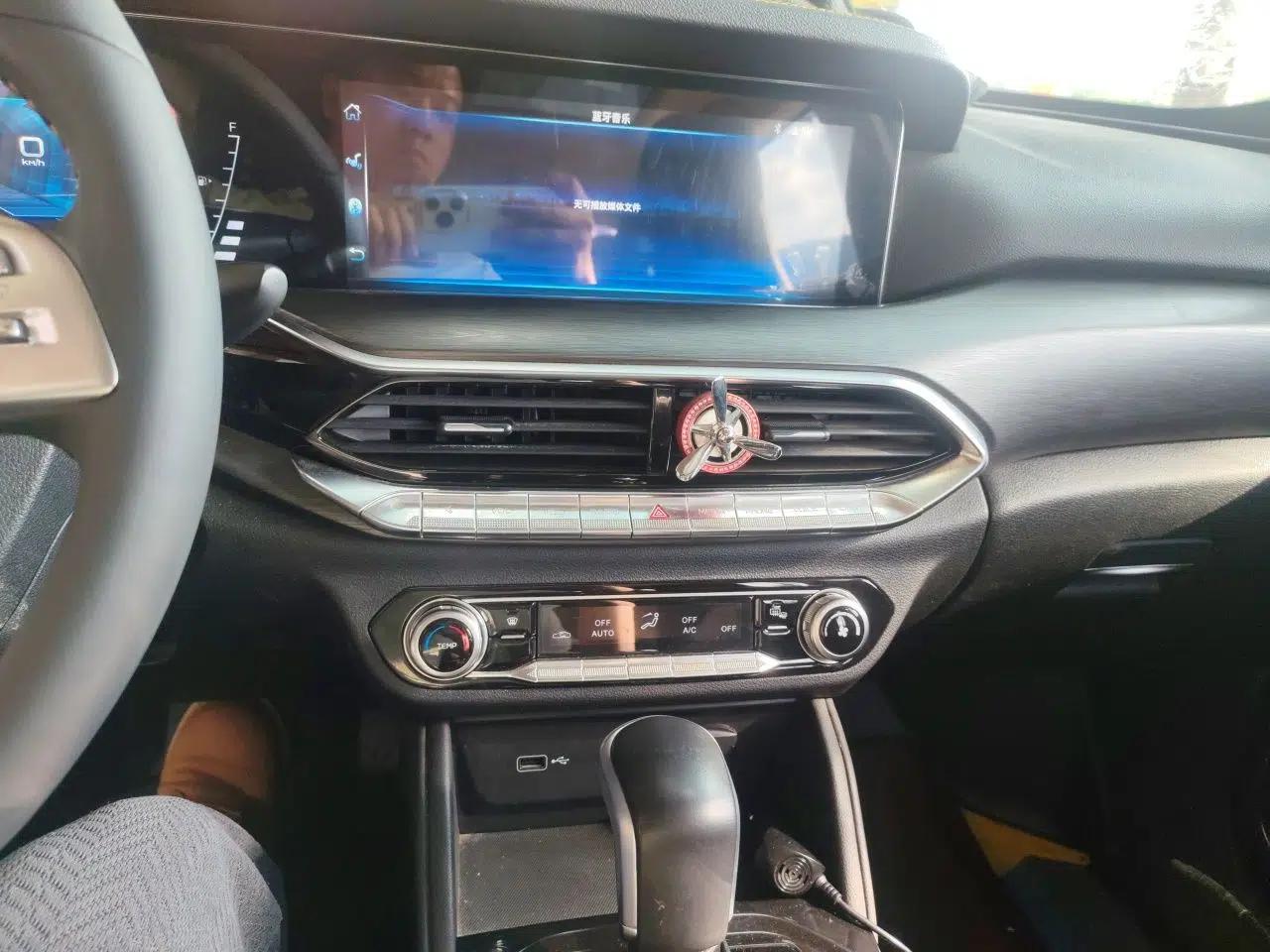 Bestune T77 2019 230 TID Automatic Luxury Version China VI Emission Standard — миниатюра 14