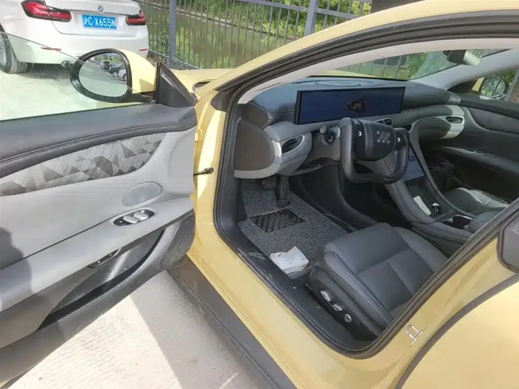 Zhiji L6 2024 Max Standard Edition — миниатюра 16
