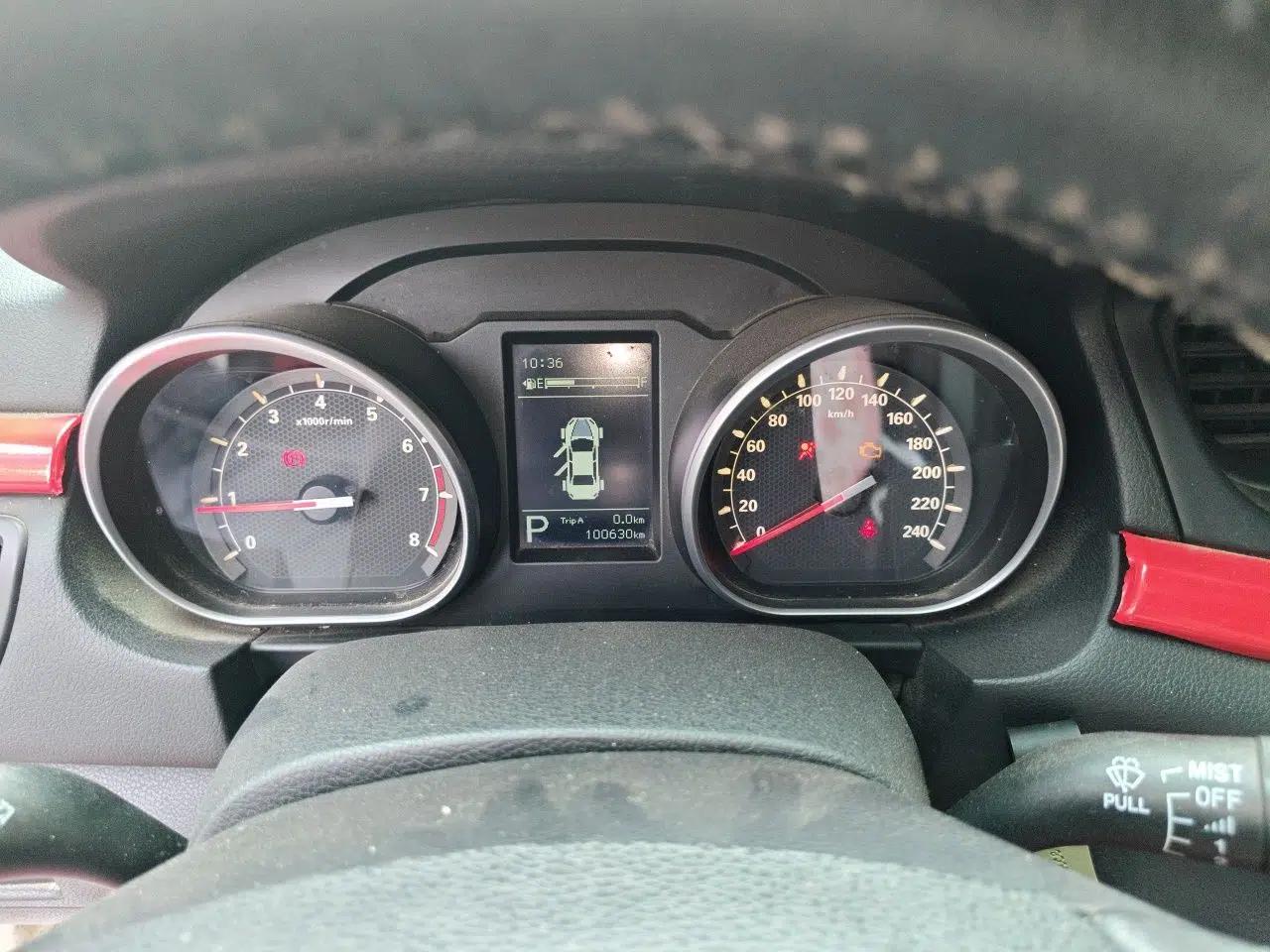 Bestune B50 2016 1.4T Automatic Sport Luxury Edition — миниатюра 12