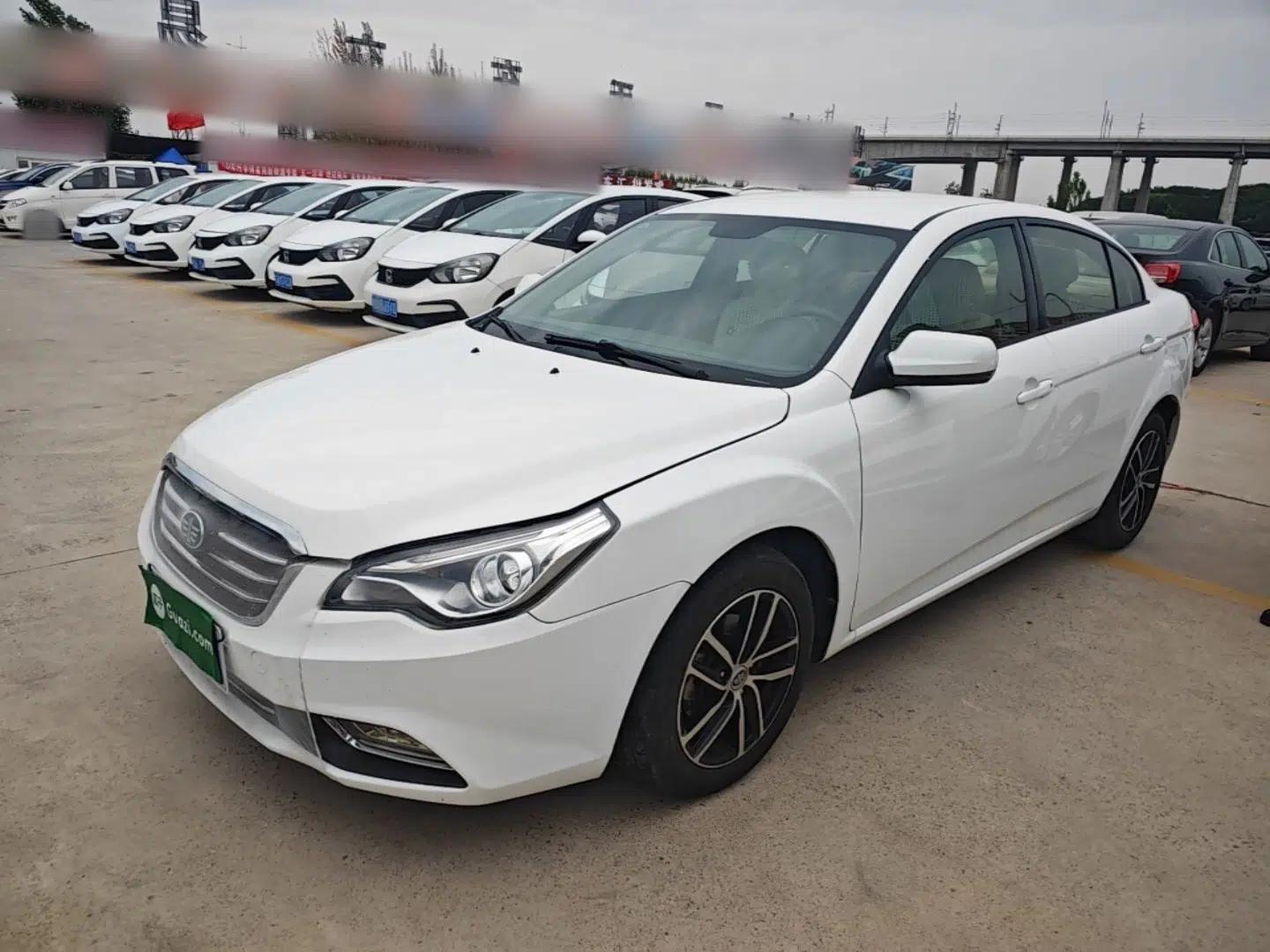 Bestune B50 2013 1.6L manual Comfort trim level — миниатюра 1