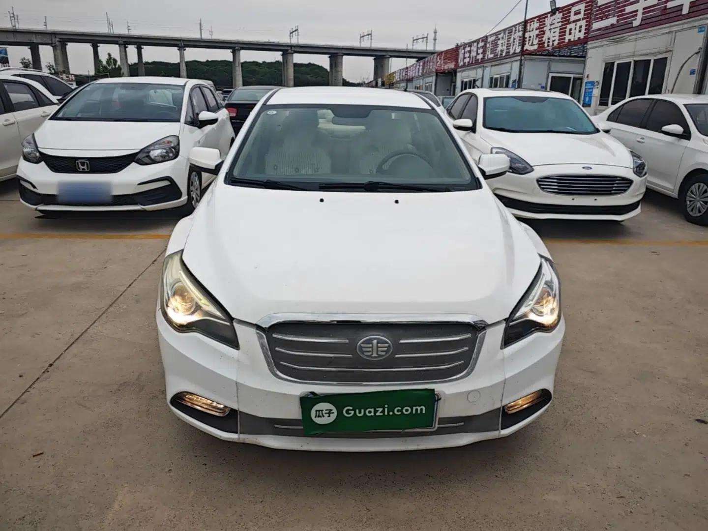 Bestune B50 2013 1.6L manual Comfort trim level — миниатюра 2