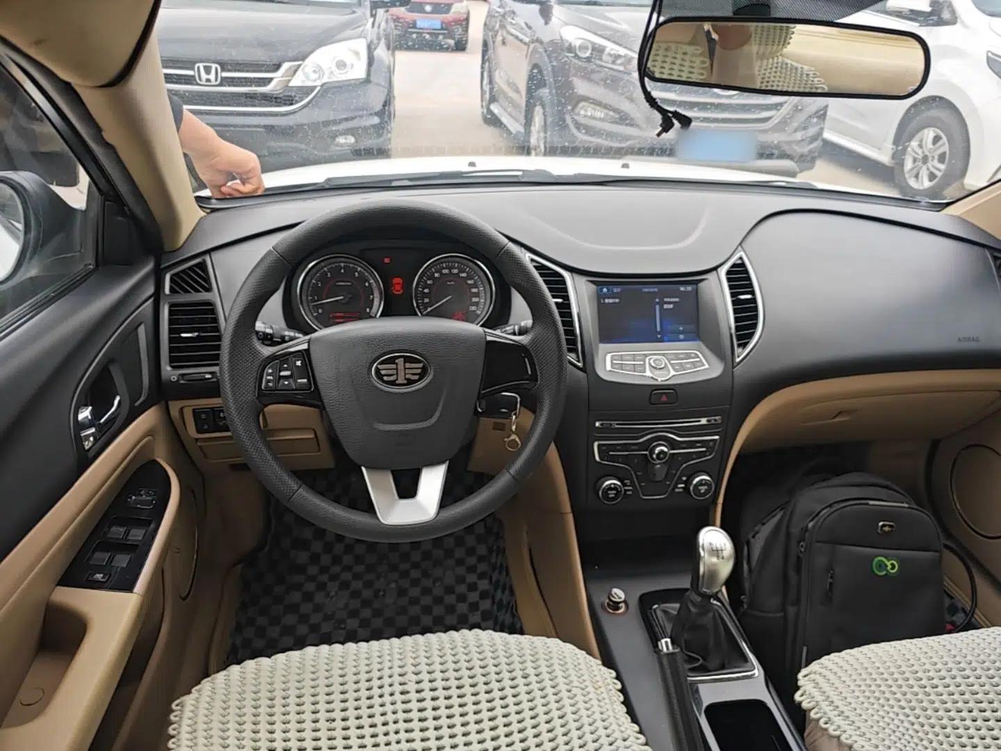 Bestune B50 2013 1.6L manual Comfort trim level — миниатюра 13
