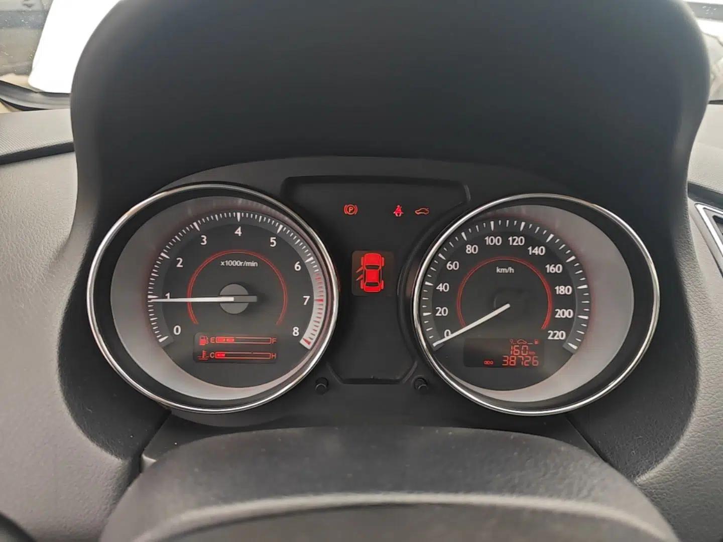 Bestune B50 2013 1.6L manual Comfort trim level — миниатюра 15