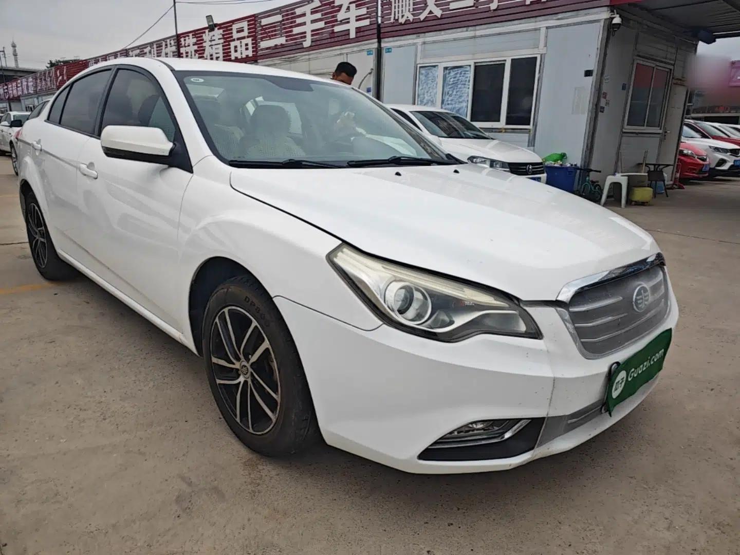 Bestune B50 2013 1.6L manual Comfort trim level — миниатюра 3
