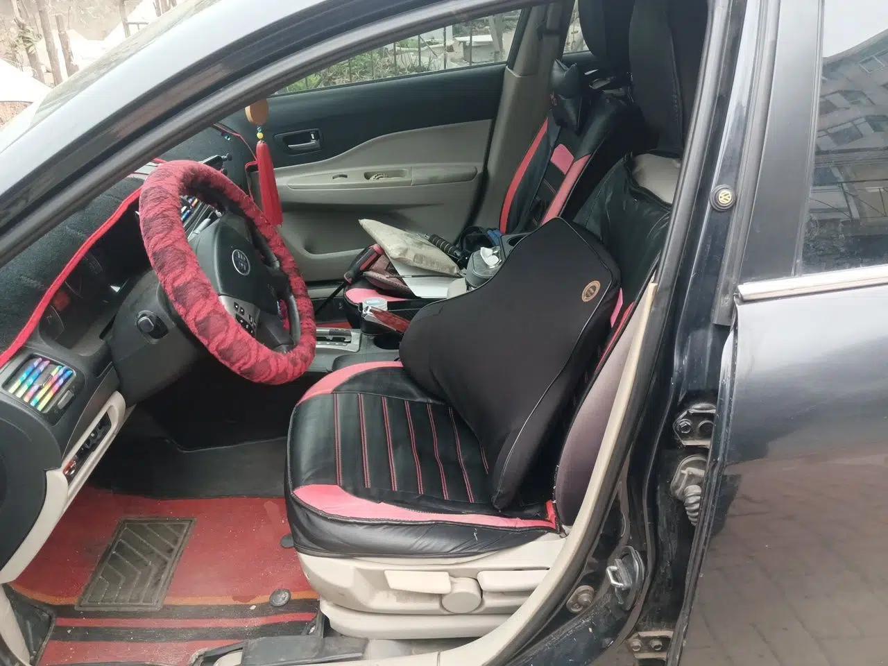 Bestune B50 2011 1.6L Automatic Fashion Model — миниатюра 16