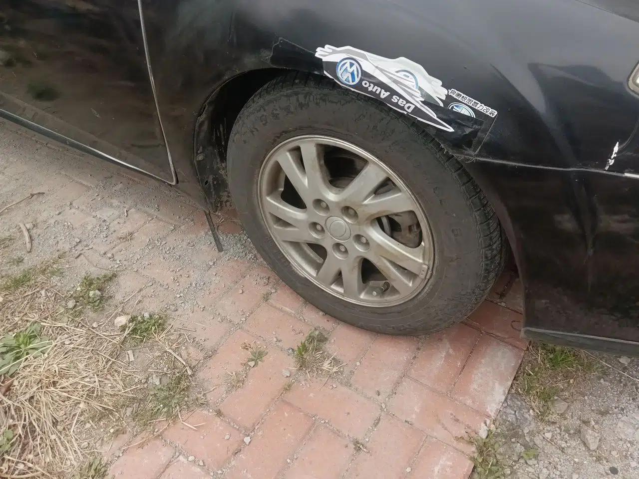 Bestune B50 2011 1.6L Automatic Fashion Model — миниатюра 8