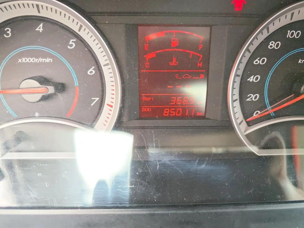 Bestune B50 2012 1.6L manual fashion version — миниатюра 13