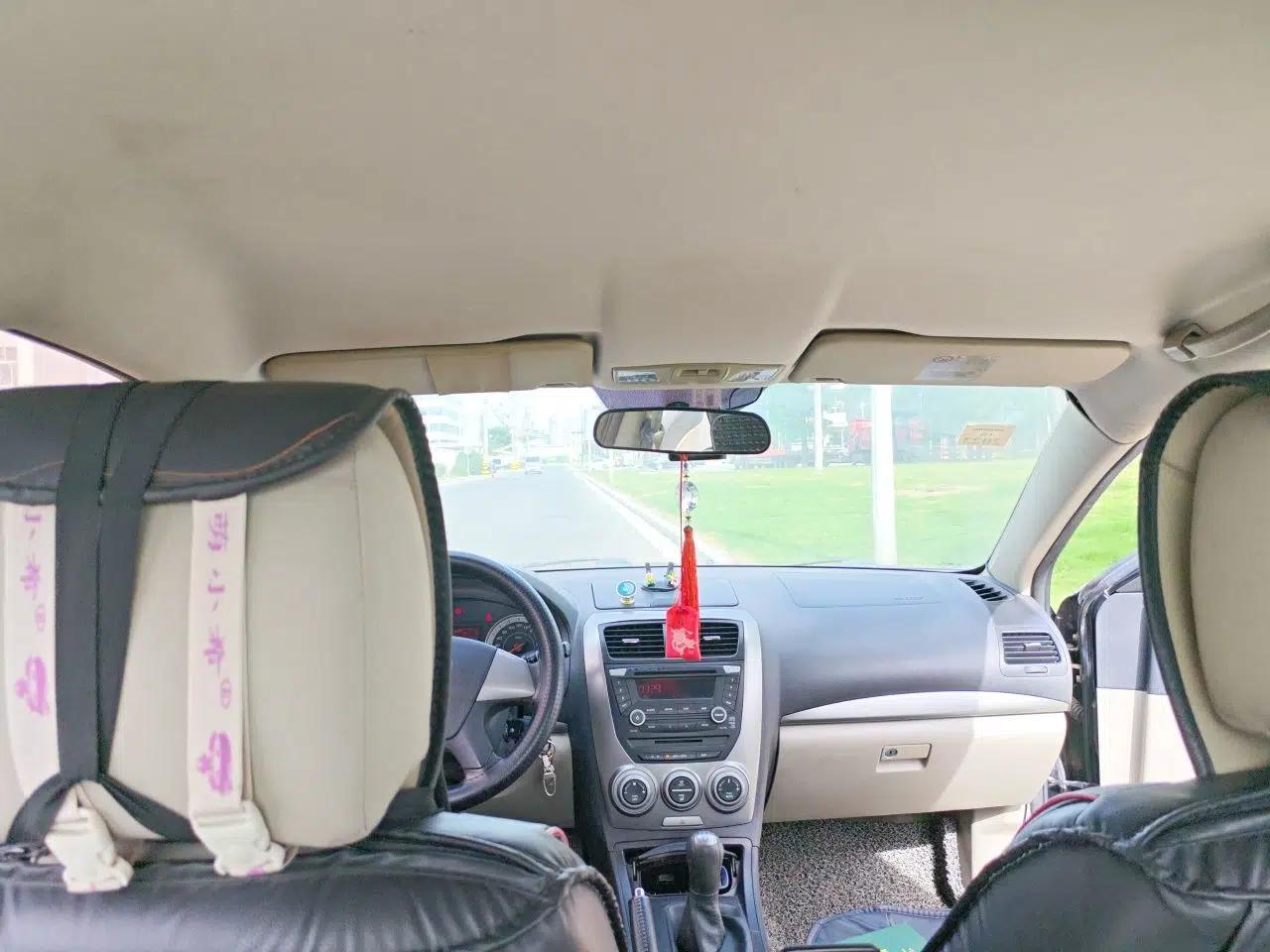 Bestune B50 2012 1.6L manual fashion version — миниатюра 19