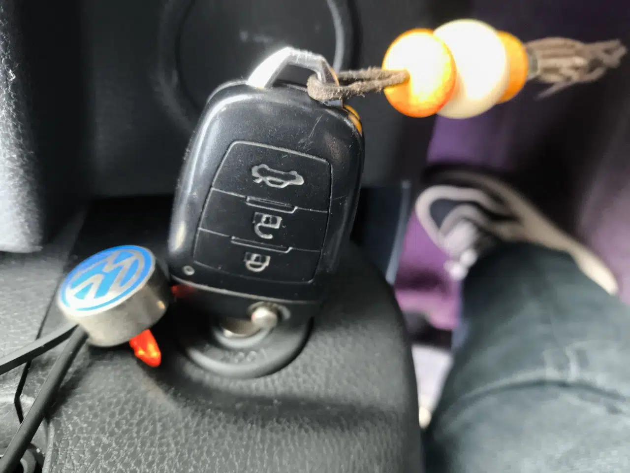 Bestune X80 2015 2.0L Automatic Comfort Anniversary Edition — миниатюра 9