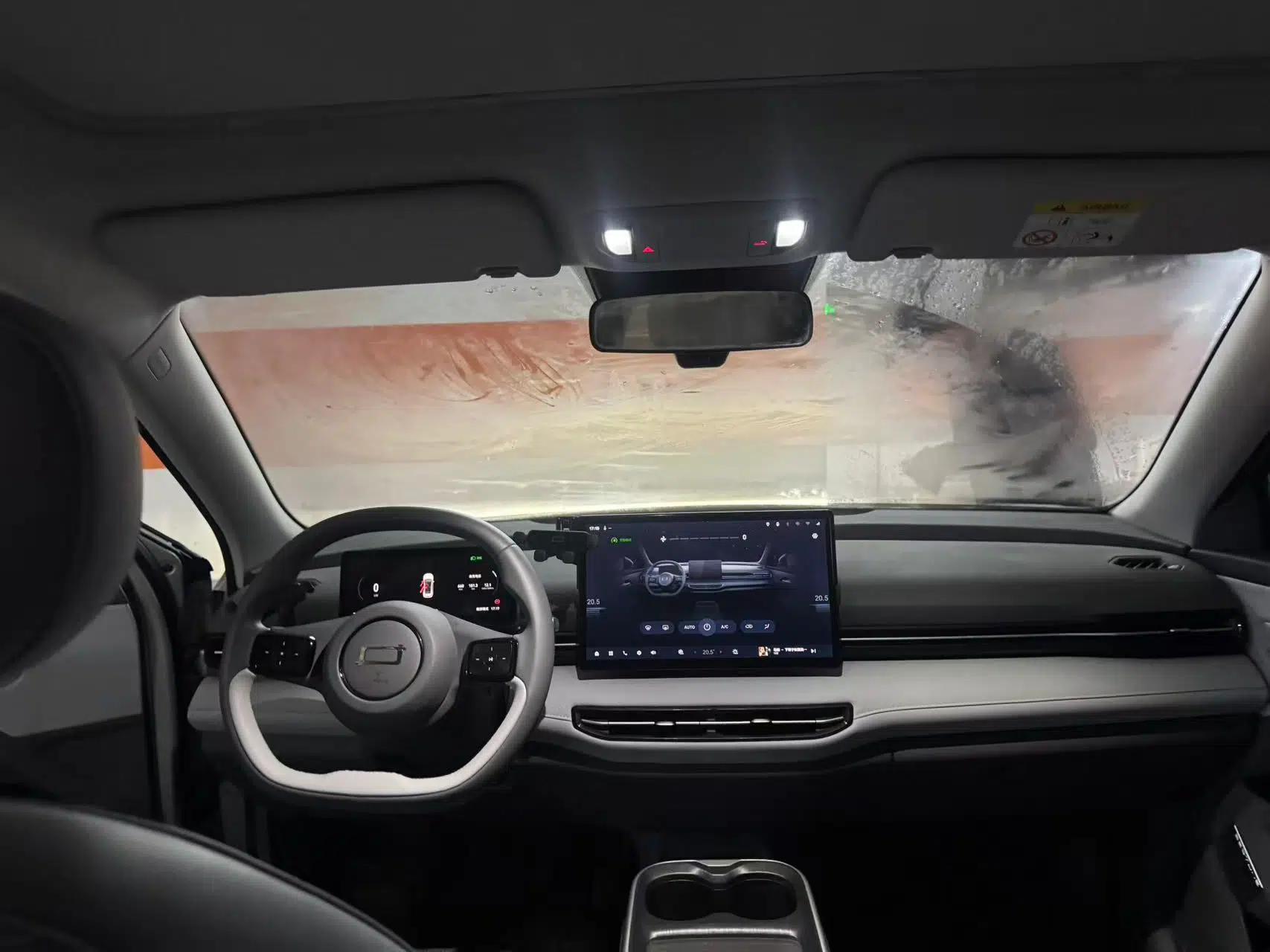 Bestune Yueyi 03 2025 565km Enjoy Edition — миниатюра 19