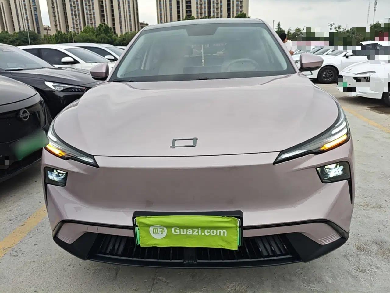 Bestune Yueyi 03 2025 445km Joyful Edition — миниатюра 2