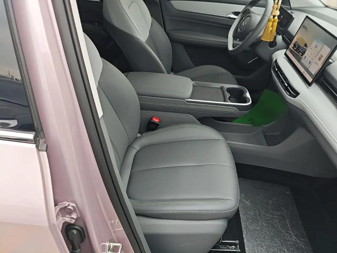 Bestune Yueyi 03 2025 445km Joyful Edition — миниатюра 23