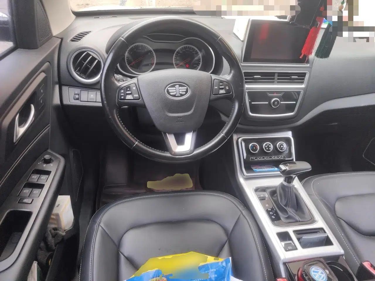 Bestune X40 2019 1.6L Automatic Luxury Version China V Emission Standard — миниатюра 11