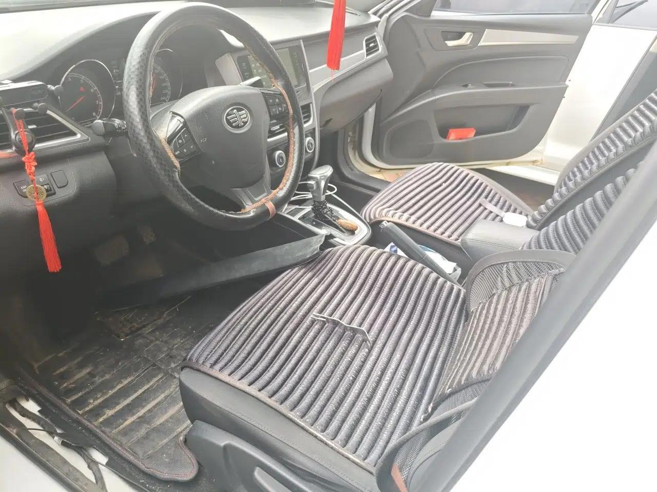 Bestune B30 2016 1.6L Automatic Luxury Model — миниатюра 16