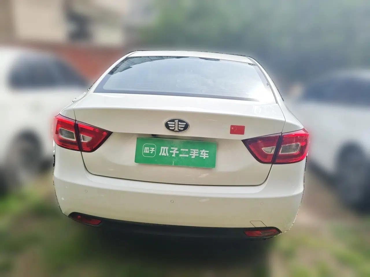 Bestune B30 2016 1.6L Automatic Luxury Model — миниатюра 5