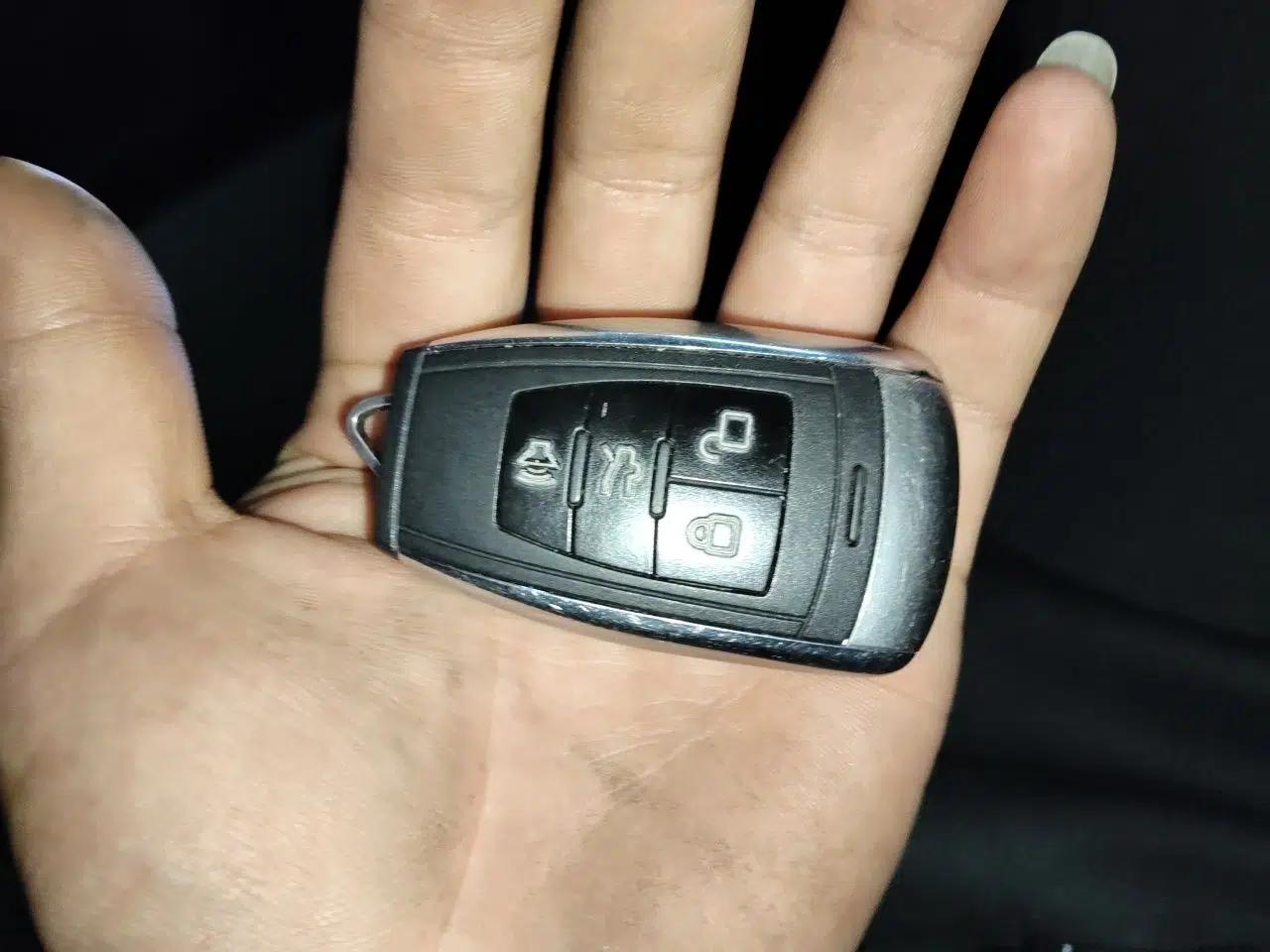 BAIC Beijing EU5 2018 R500 Smart Edition — миниатюра 9