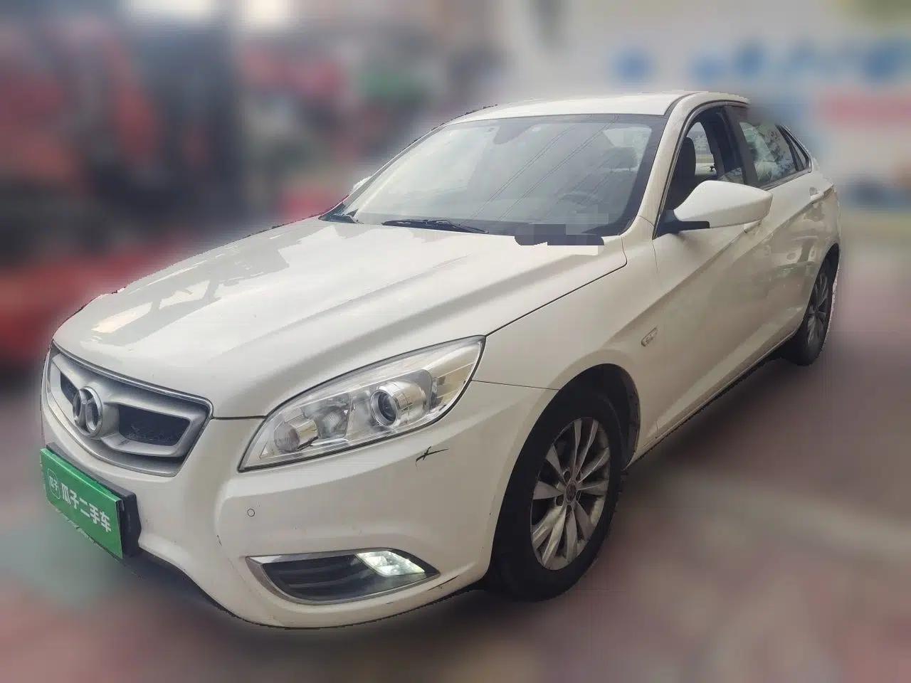 BAIC Senova D50 2016 1.5L Manual Elite Edition — миниатюра 1