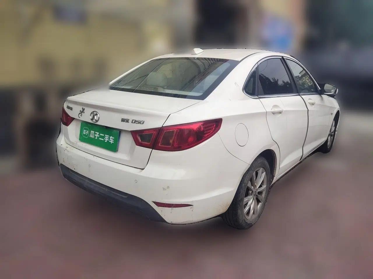 BAIC Senova D50 2016 1.5L Manual Elite Edition — миниатюра 6