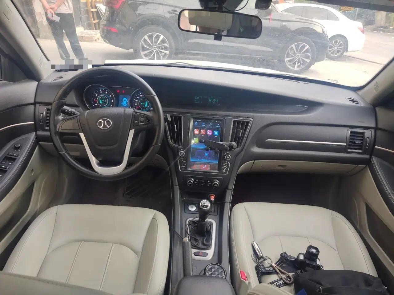 BAIC Senova D50 2016 1.5L Manual Elite Edition — миниатюра 10