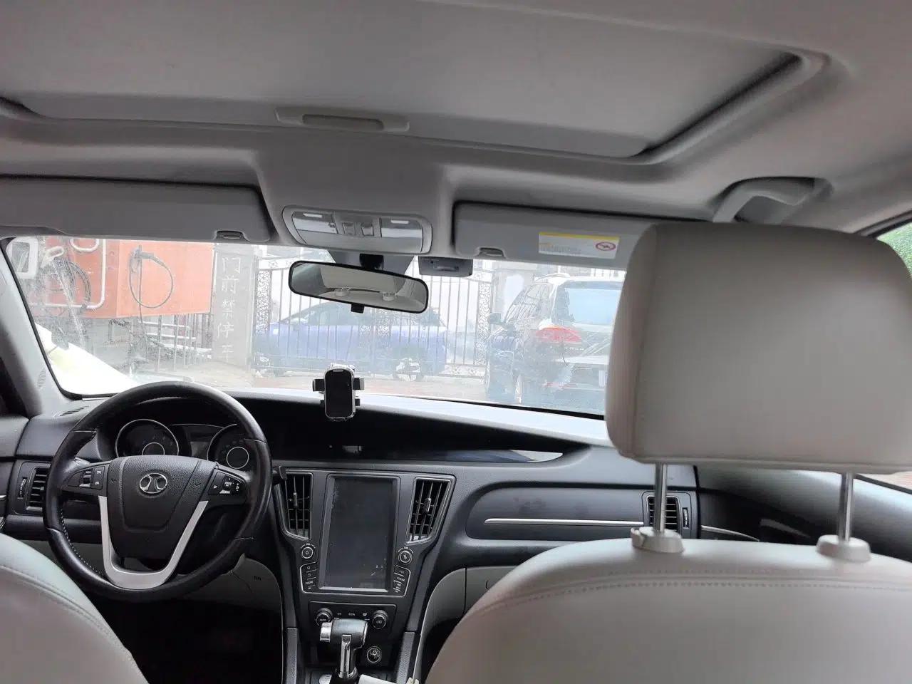 BAIC Senova D50 2016 1.5L CVT Elite Edition — миниатюра 19