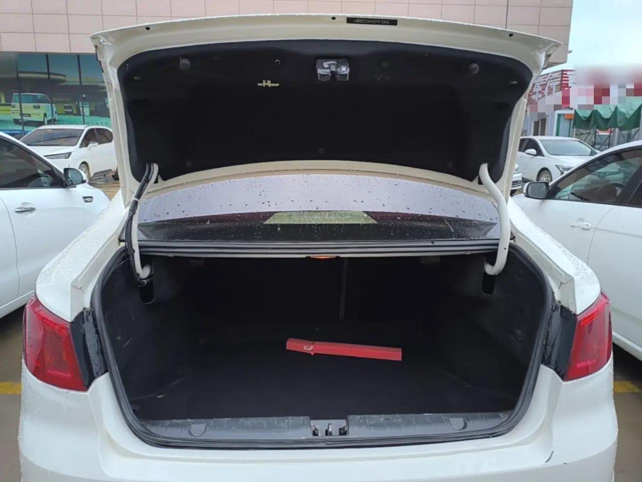 BAIC Senova D50 2014 1.5L manual comfort version — миниатюра 21