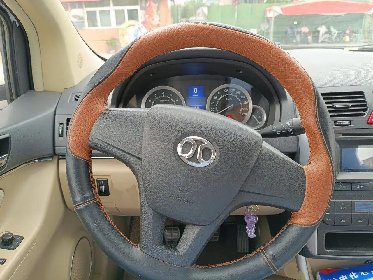 BAIC E Series 2013 Sedan 1.5L Manual Lotte Edition — миниатюра 11