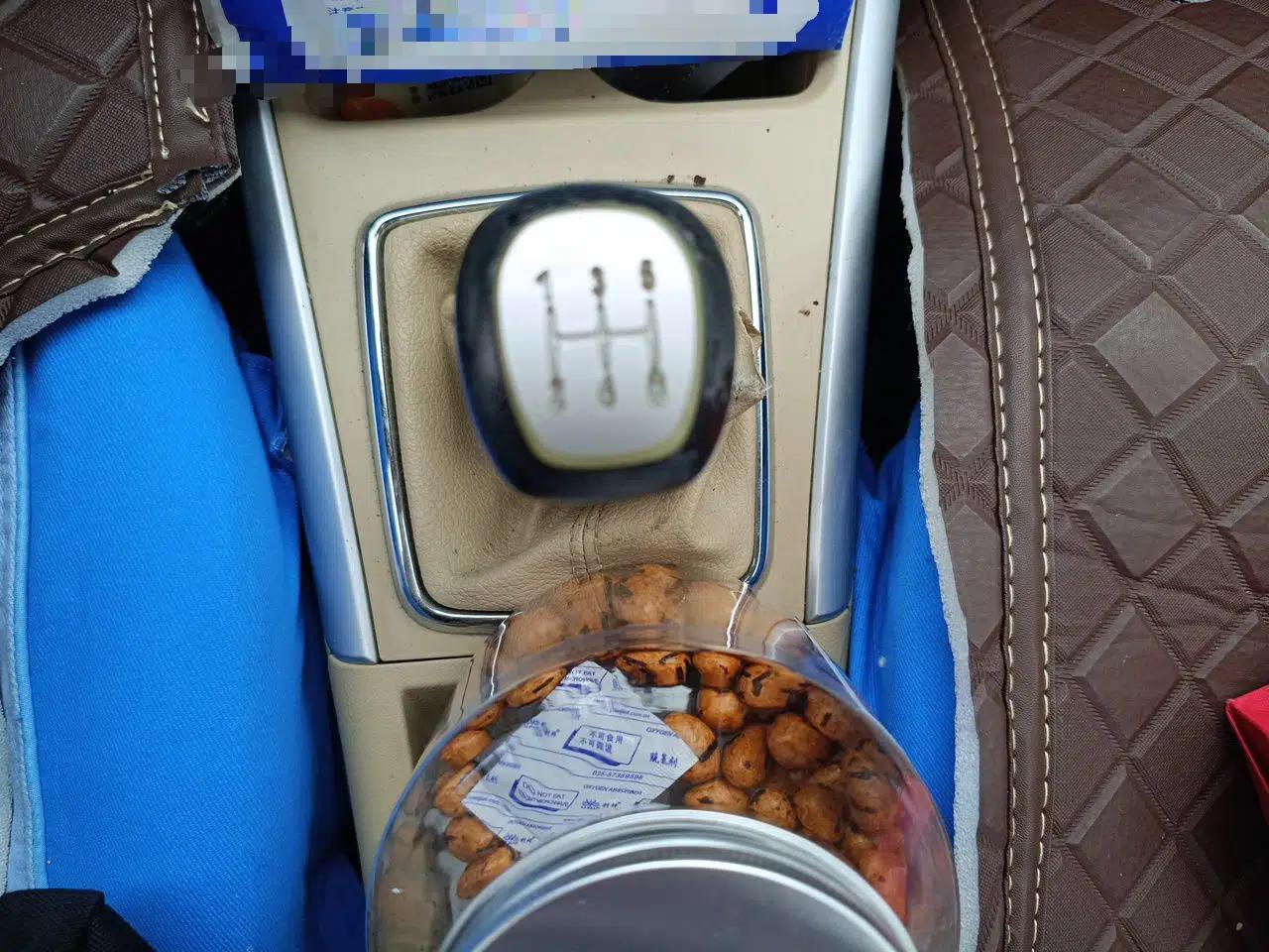 BAIC E Series 2013 Sedan 1.5L Manual Lotte Edition — миниатюра 15