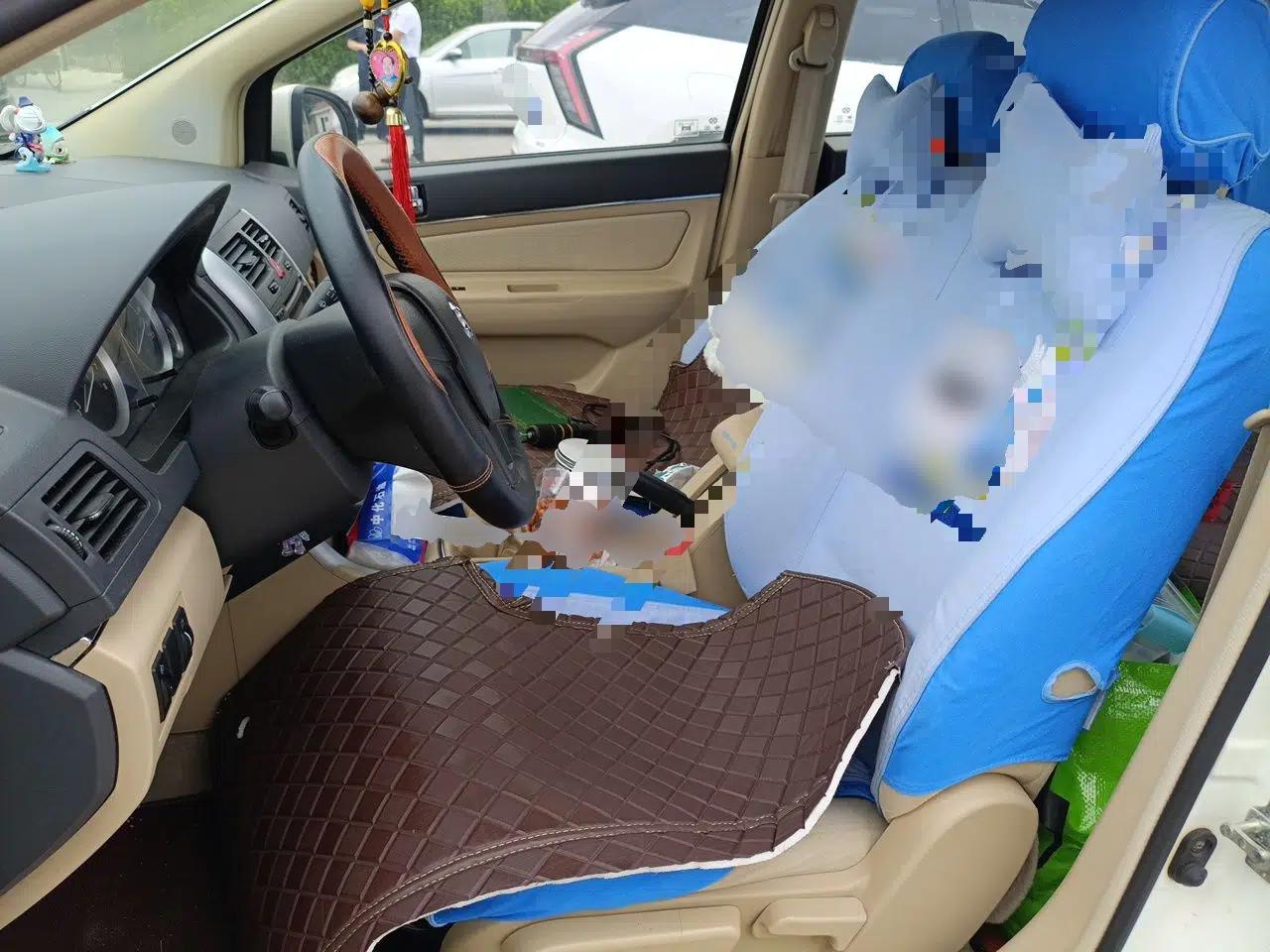 BAIC E Series 2013 Sedan 1.5L Manual Lotte Edition — миниатюра 16