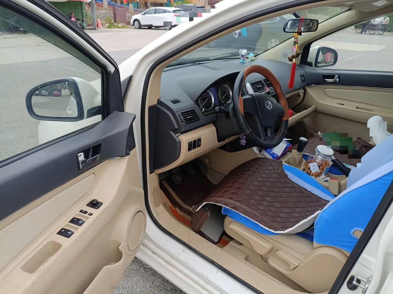 BAIC E Series 2013 Sedan 1.5L Manual Lotte Edition — миниатюра 17