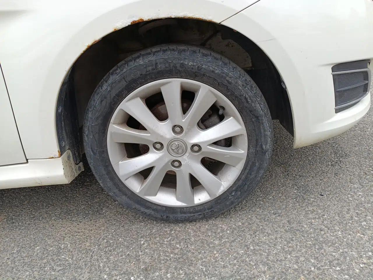BAIC E Series 2013 Sedan 1.5L Manual Lotte Edition — миниатюра 8