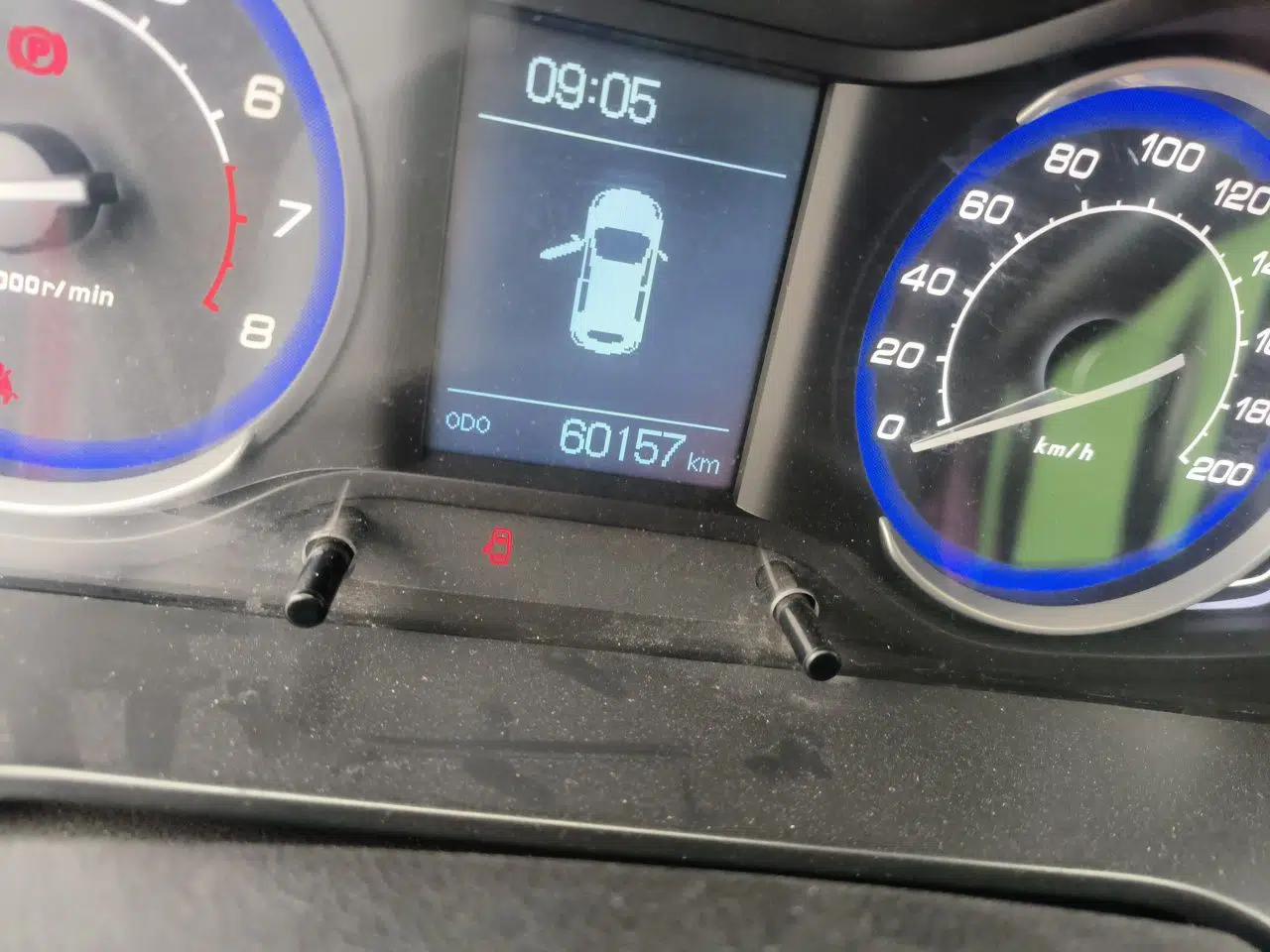 BAIC Senova X25 2015 1.5L Manual Elite Edition — миниатюра 13