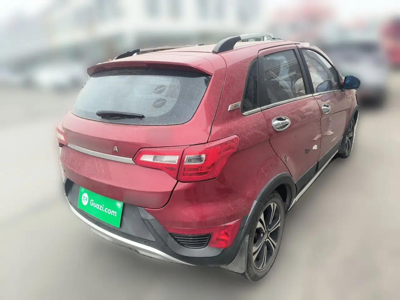 BAIC Senova X25 2015 1.5L Manual Elite Edition — миниатюра 6