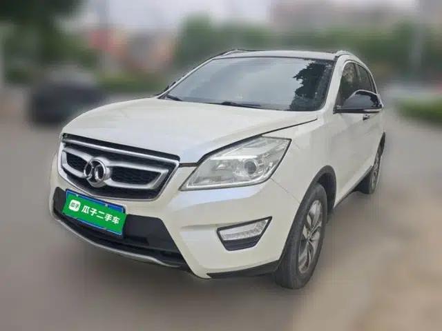 BAIC Senova X65 2015 2.0T Automatic Elite Model