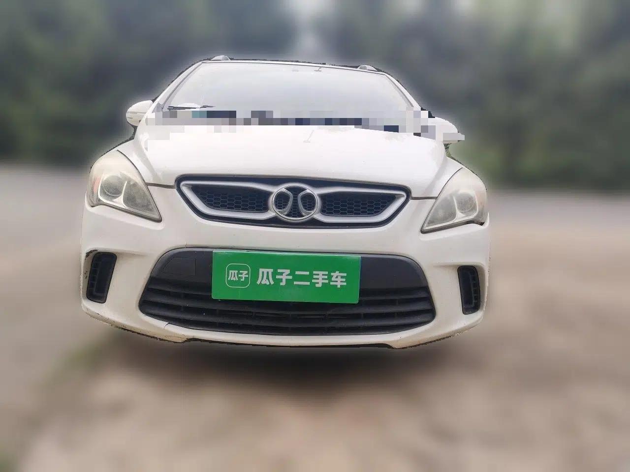 BAIC Senova D20 2015 Hatchback 1.3L Manual Leisure Edition — миниатюра 2