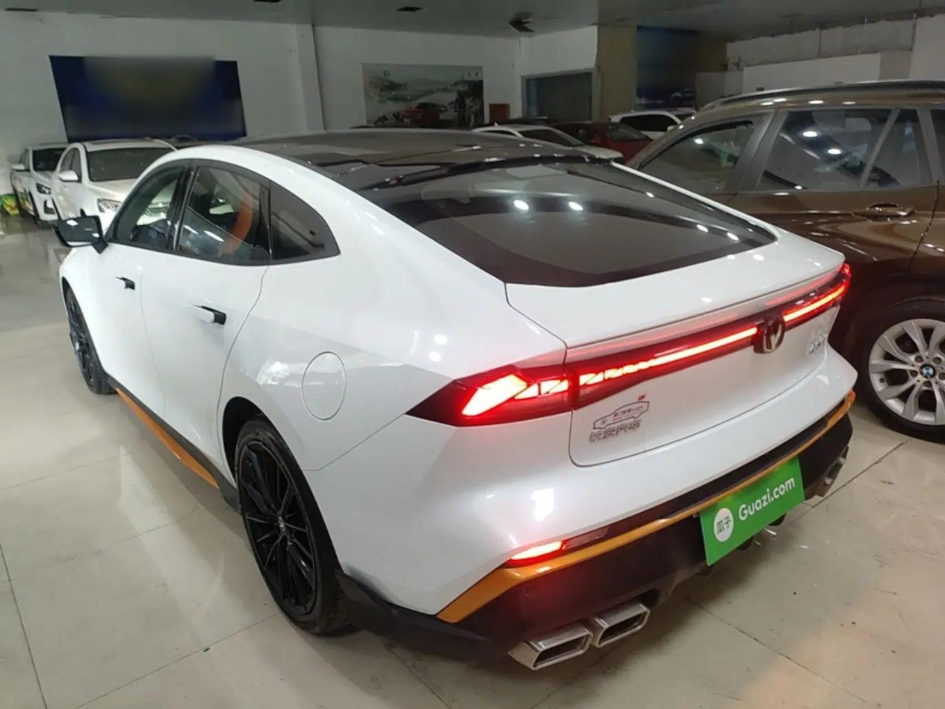 CHANGAN UNI-V 2024 1.5T Prestige Sport Edition — миниатюра 4