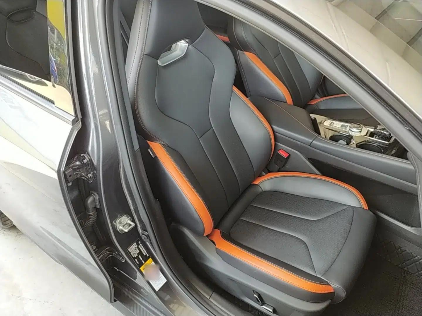 CHANGAN UNI-V 2023 1.5T Prestige Model — миниатюра 23