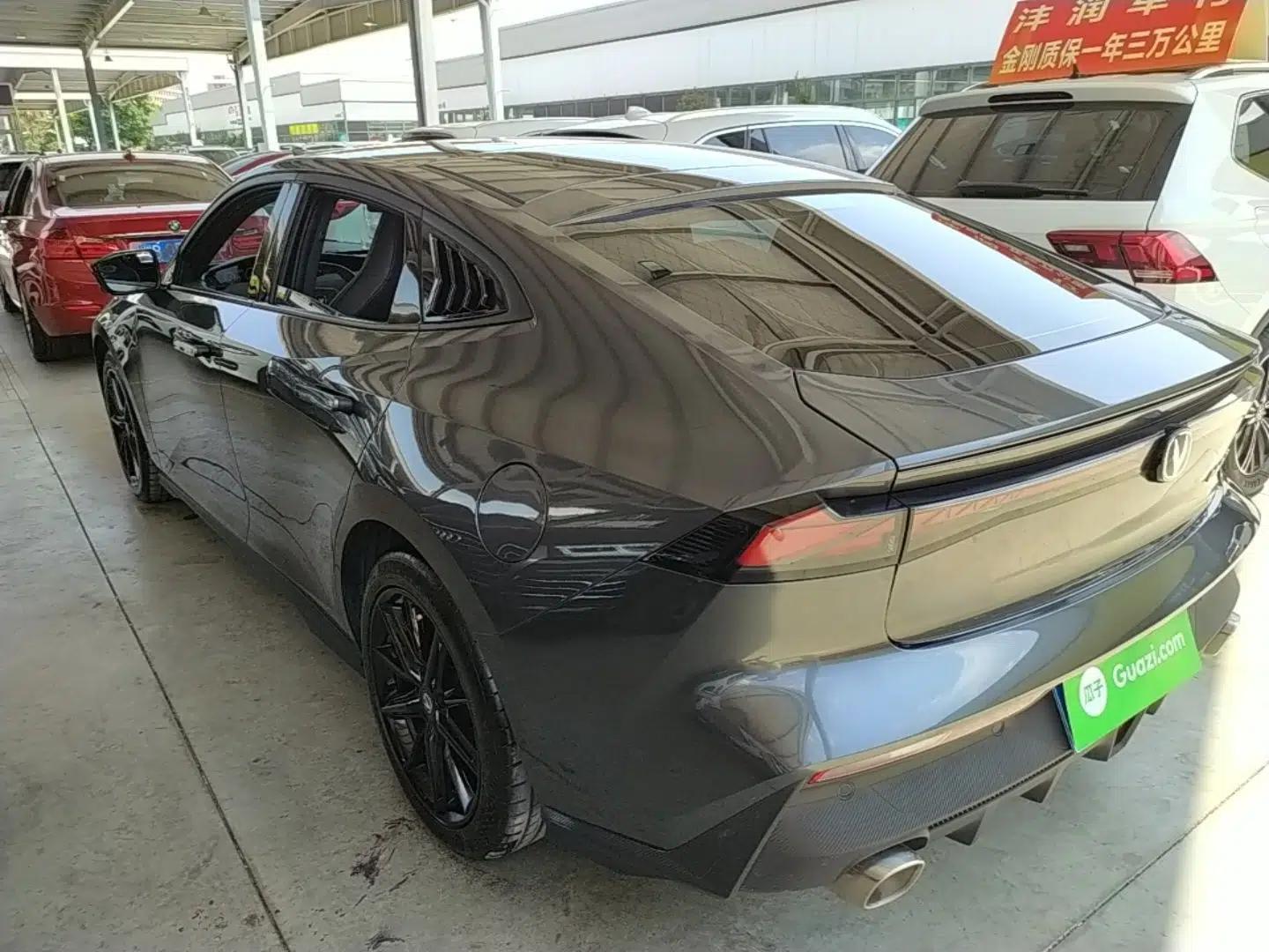 CHANGAN UNI-V 2023 1.5T Prestige Model — миниатюра 4