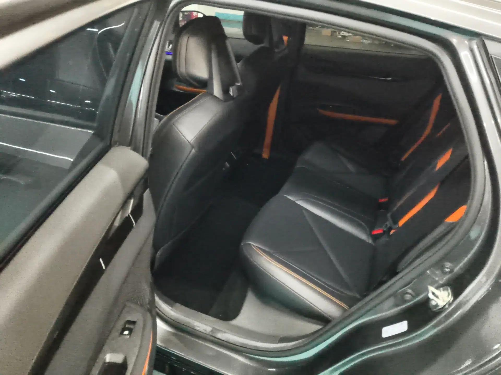 CHANGAN UNI-V 2022 1.5T Sport Edition — миниатюра 19