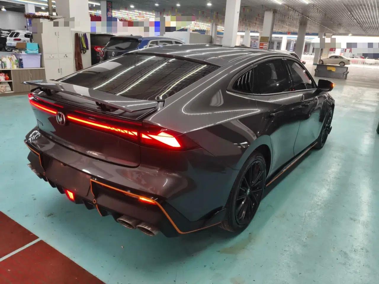 CHANGAN UNI-V 2022 1.5T Sport Edition — миниатюра 4