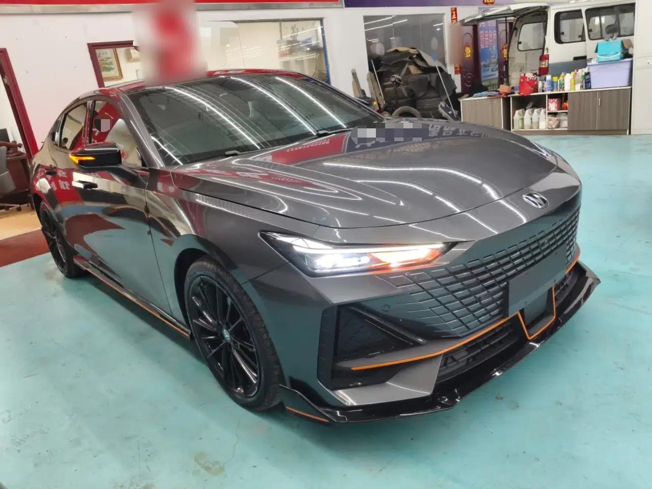 CHANGAN UNI-V 2022 1.5T Sport Edition — миниатюра 6