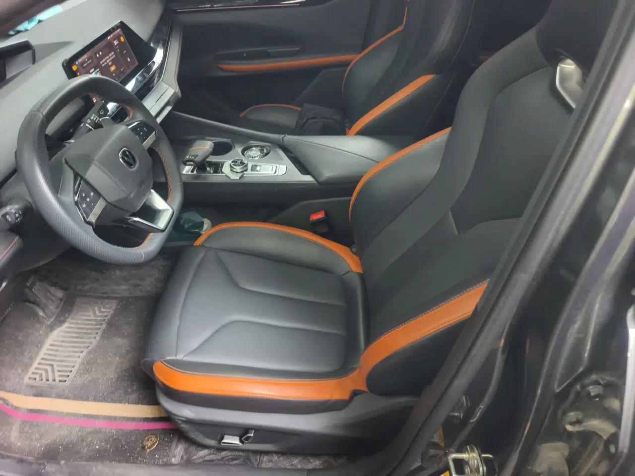 CHANGAN UNI-V 2023 1.5T Prestige Model — миниатюра 14