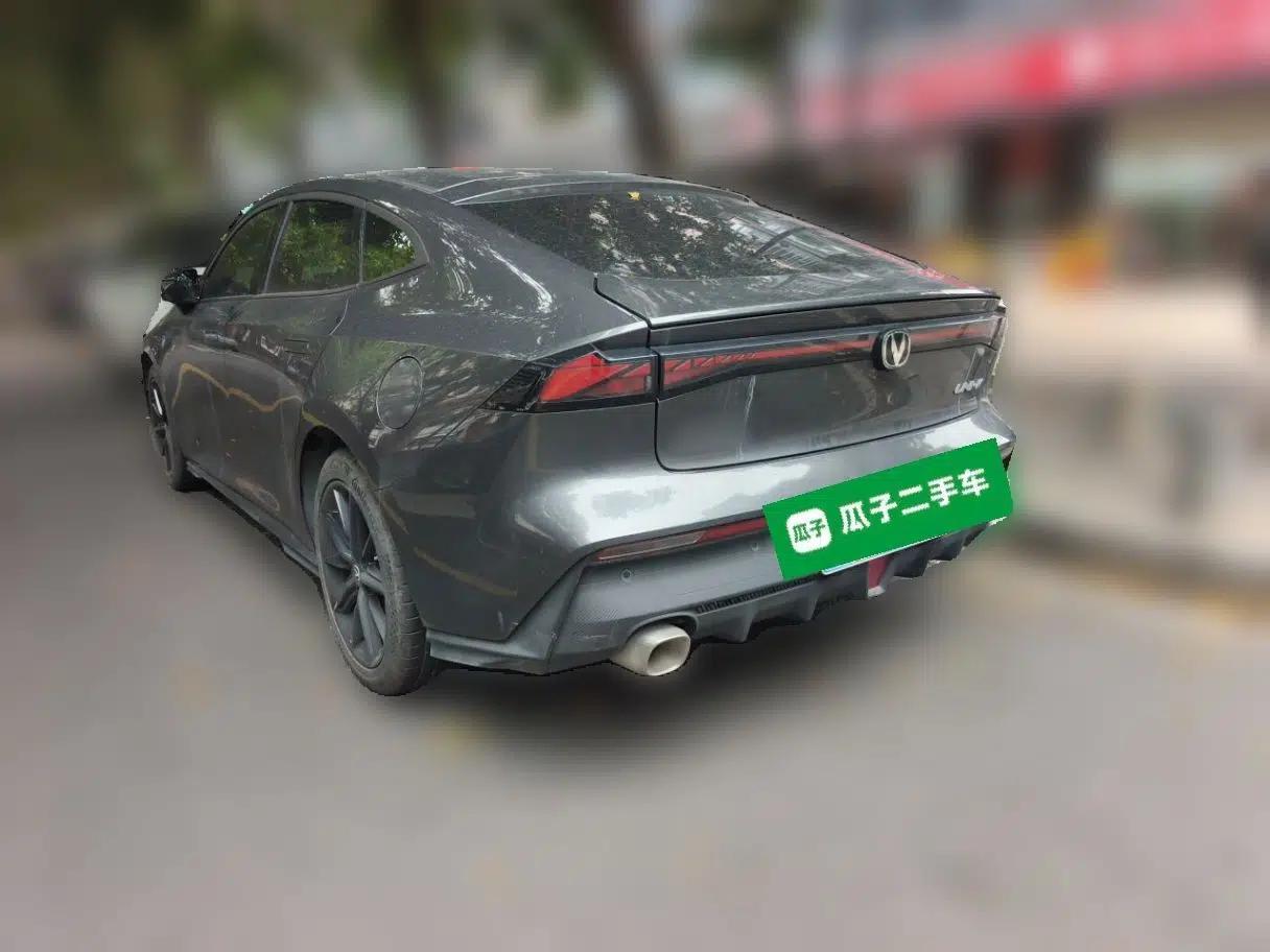 CHANGAN UNI-V 2023 1.5T Prestige Model — миниатюра 4