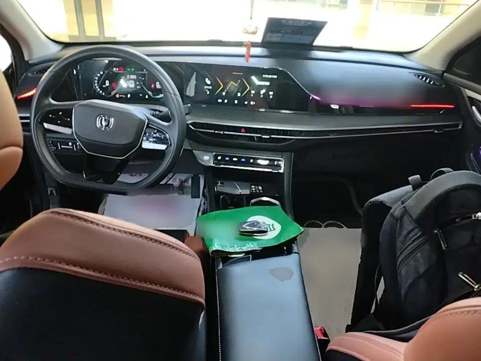 CHANGAN Eado 2022 PLUS Blue Whale NE 1.4T GDI DCT Prestige Edition — миниатюра 13
