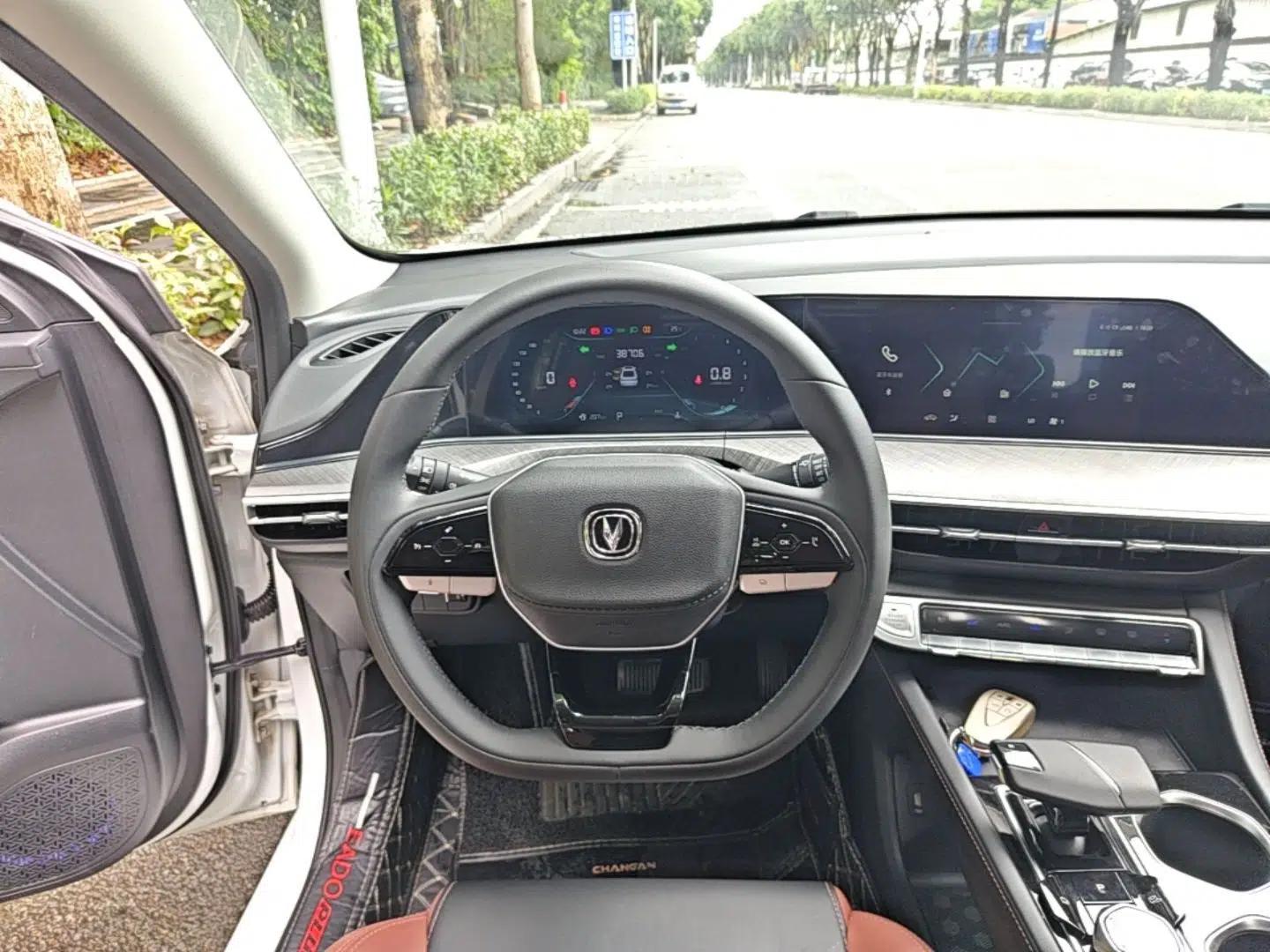 CHANGAN Eado 2023 Changan Edition PLUS Blue Whale NE 1.4T GDI DCT Prestige Version — миниатюра 14