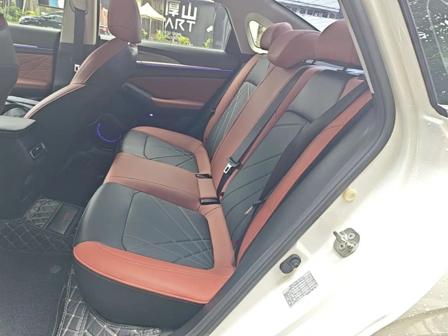 CHANGAN Eado 2023 Changan Edition PLUS Blue Whale NE 1.4T GDI DCT Prestige Version — миниатюра 20
