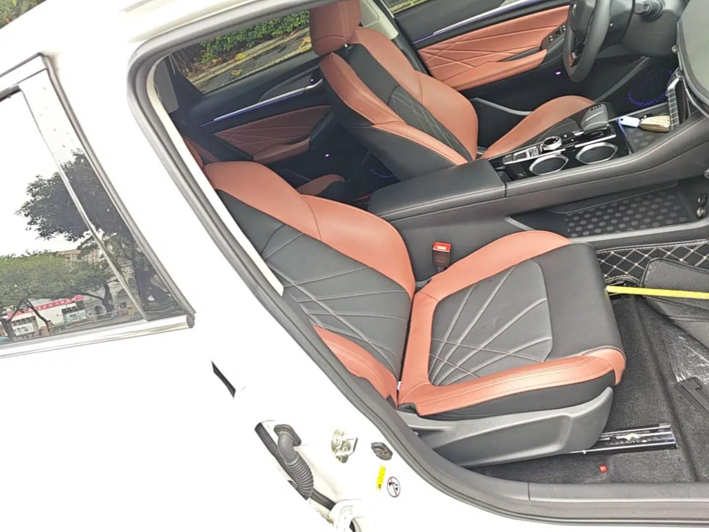 CHANGAN Eado 2023 Changan Edition PLUS Blue Whale NE 1.4T GDI DCT Prestige Version — миниатюра 23