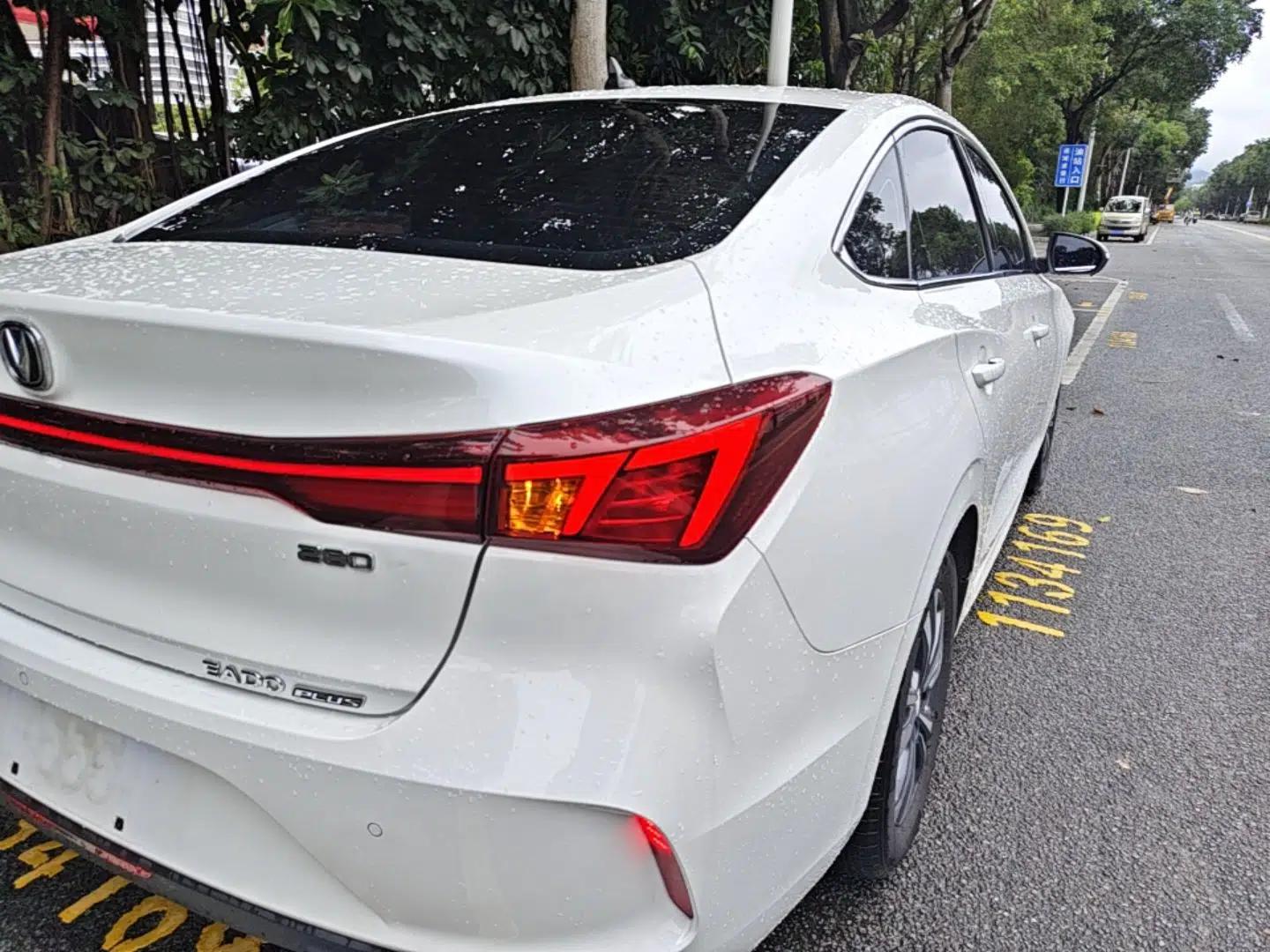 CHANGAN Eado 2023 Changan Edition PLUS Blue Whale NE 1.4T GDI DCT Prestige Version — миниатюра 7
