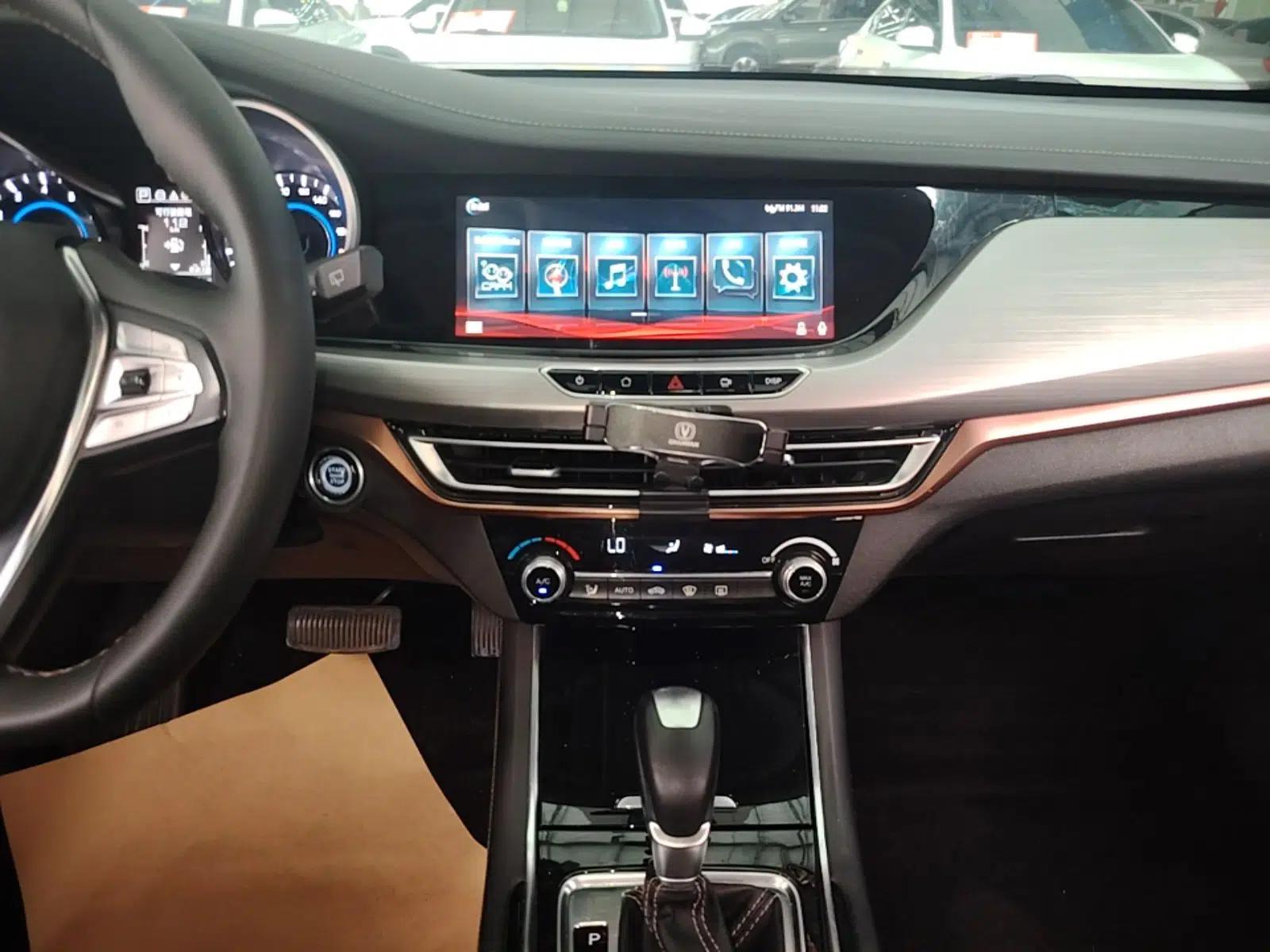 CHANGAN Eado 2018 1.6L GDI Automatic Trendy Model China V Standard — миниатюра 16